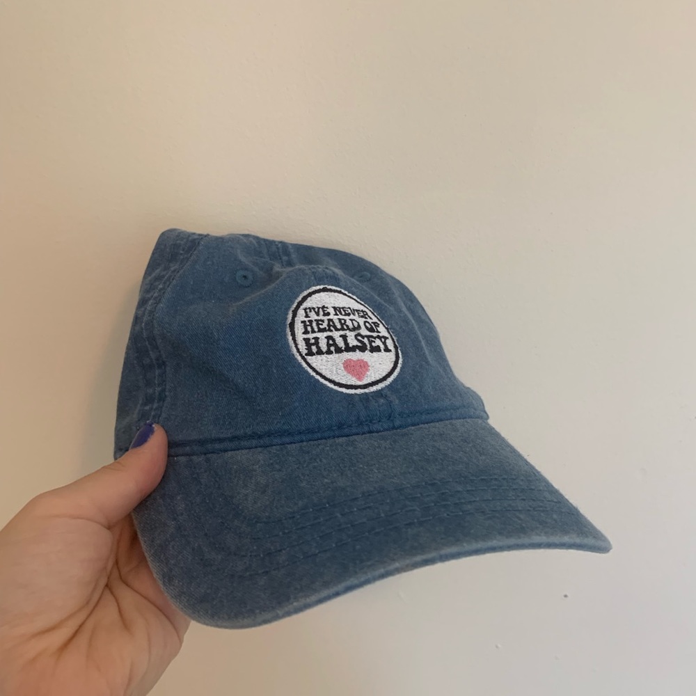 Halsey tour hat